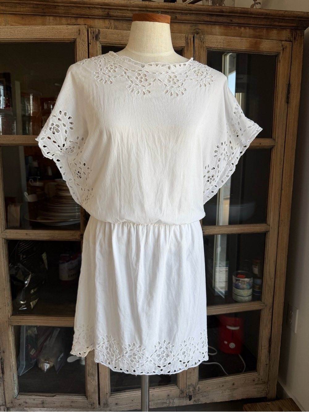 White Eyelet Women’s cotton dress